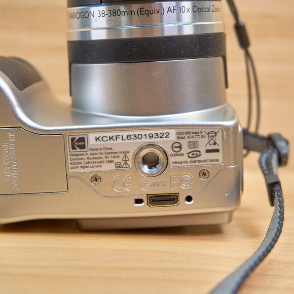 Kodak Easyshare Z650 6.1 MP Digital Camera, with 10x Optical Zoom - Picture 9 of 9